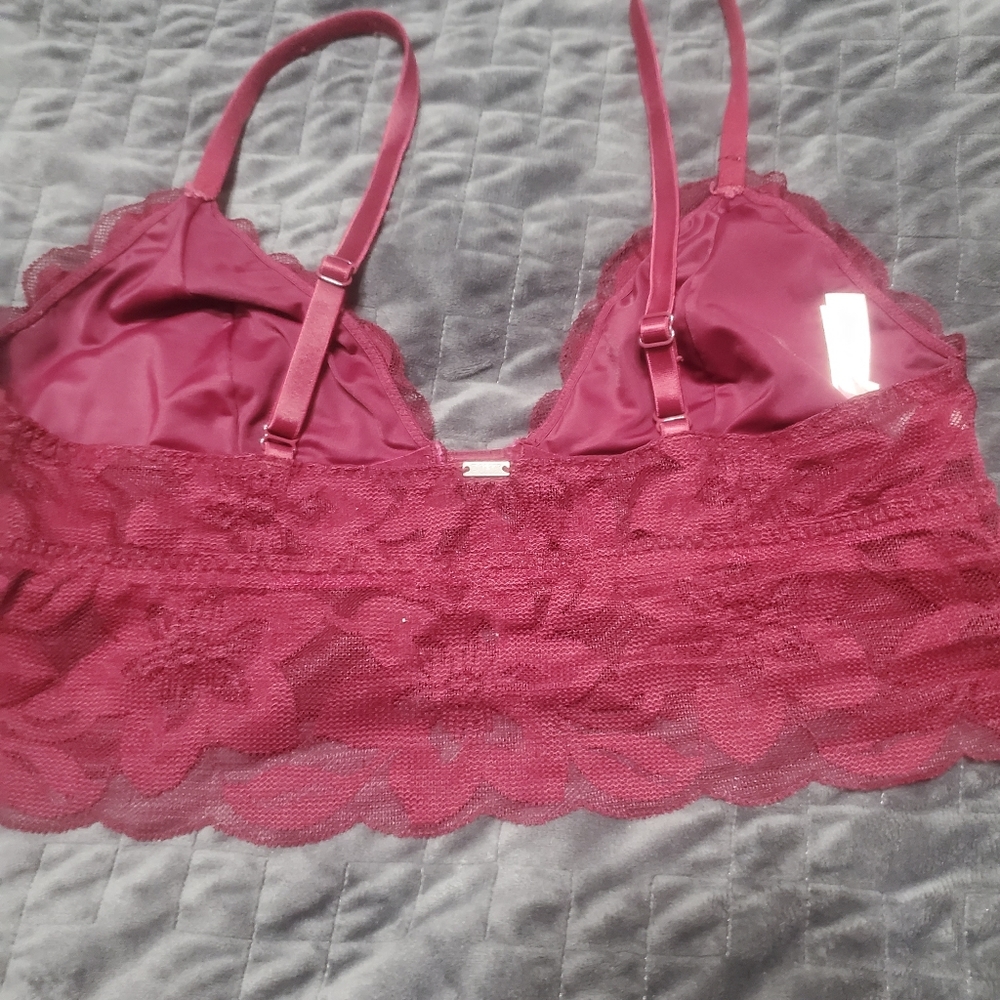 PINK VICTORIA SECRET BRALETTE